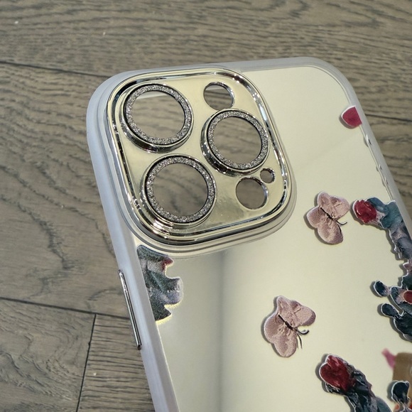 brand new iPhone16 pro max case - Picture 2 of 2